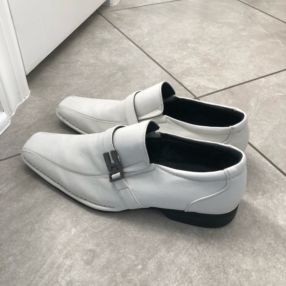 Men’s dress shoes size 10